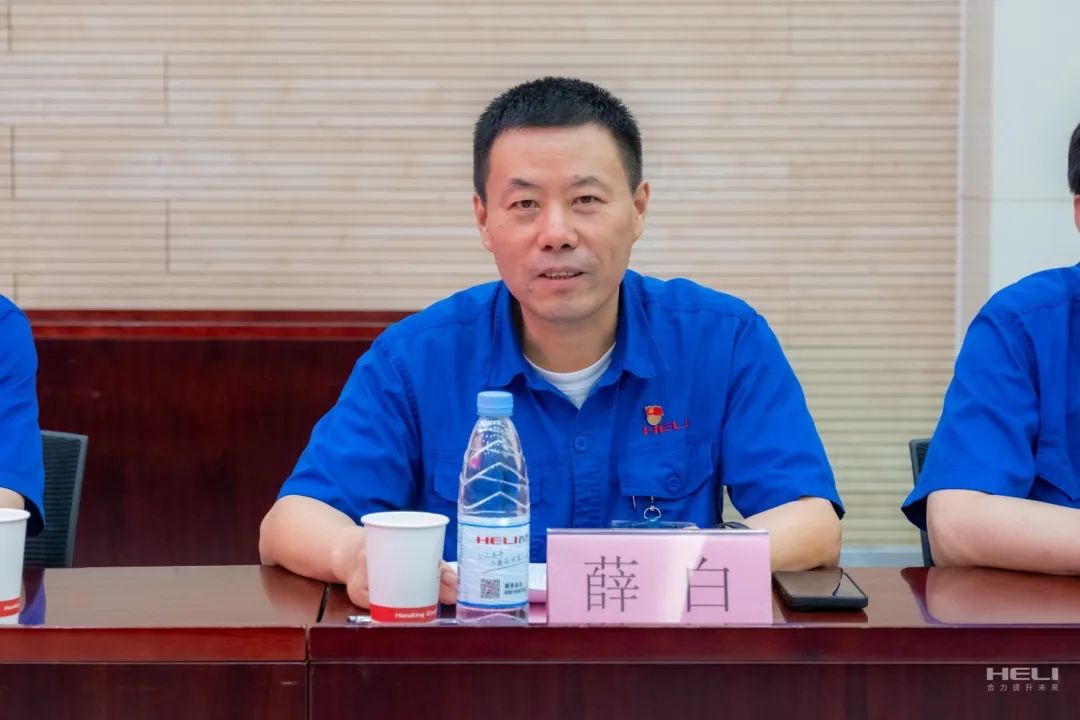 尊龙凯时叉车 & 中天石化携手共建联合实验室，，，，专攻油品通关密码！ - 安徽尊龙凯时有限责任公司